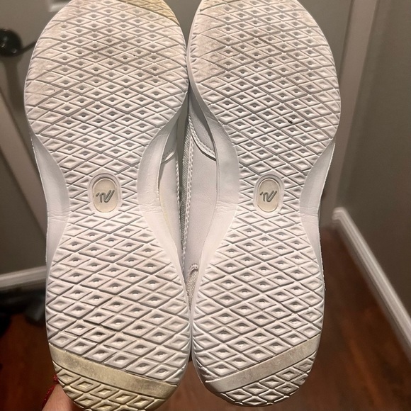 Varsity LAST PASS cheer sneakers. Size 8.5 - Picture 6 of 6